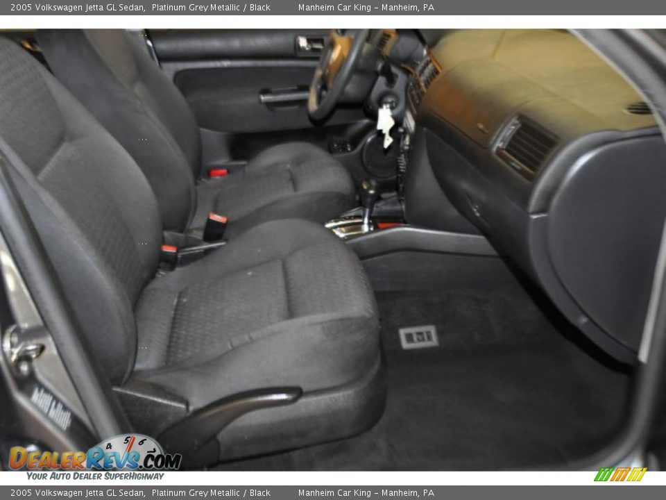 2005 Volkswagen Jetta GL Sedan Platinum Grey Metallic / Black Photo #15