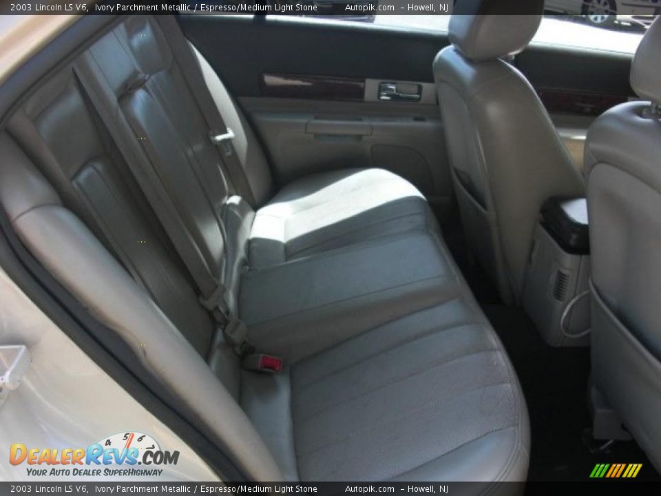 2003 Lincoln LS V6 Ivory Parchment Metallic / Espresso/Medium Light Stone Photo #10