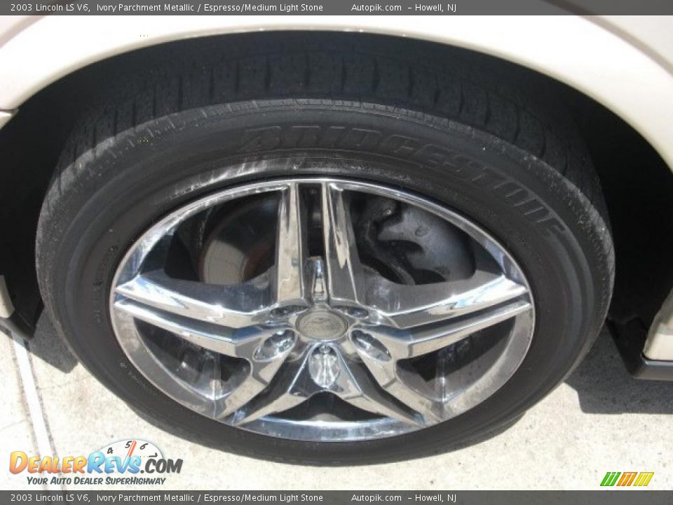 2003 Lincoln LS V6 Ivory Parchment Metallic / Espresso/Medium Light Stone Photo #15