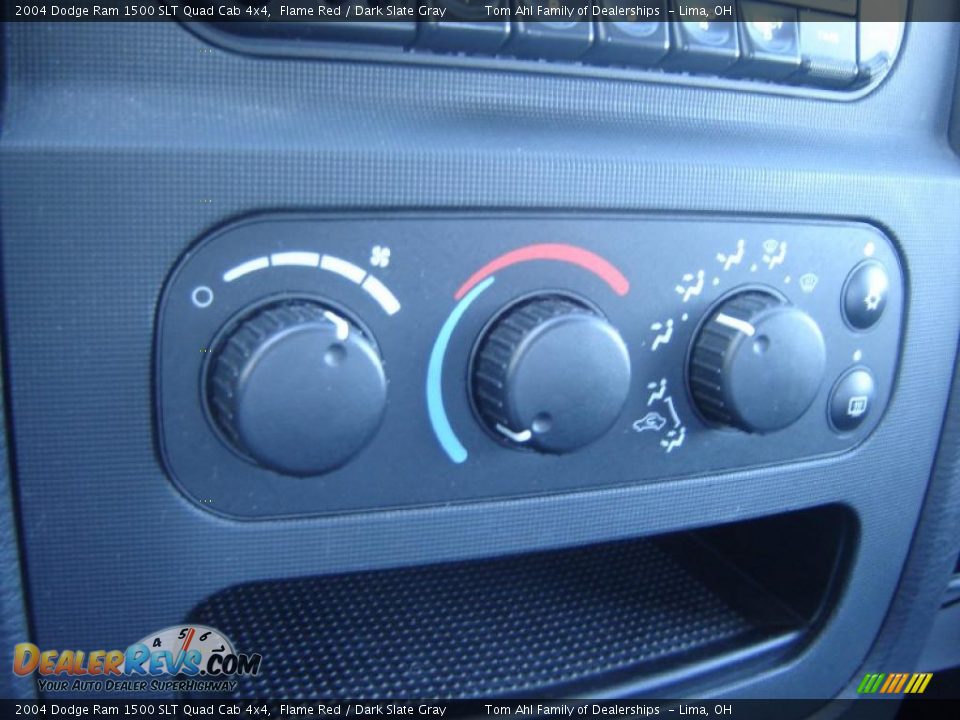 2004 Dodge Ram 1500 SLT Quad Cab 4x4 Flame Red / Dark Slate Gray Photo #21