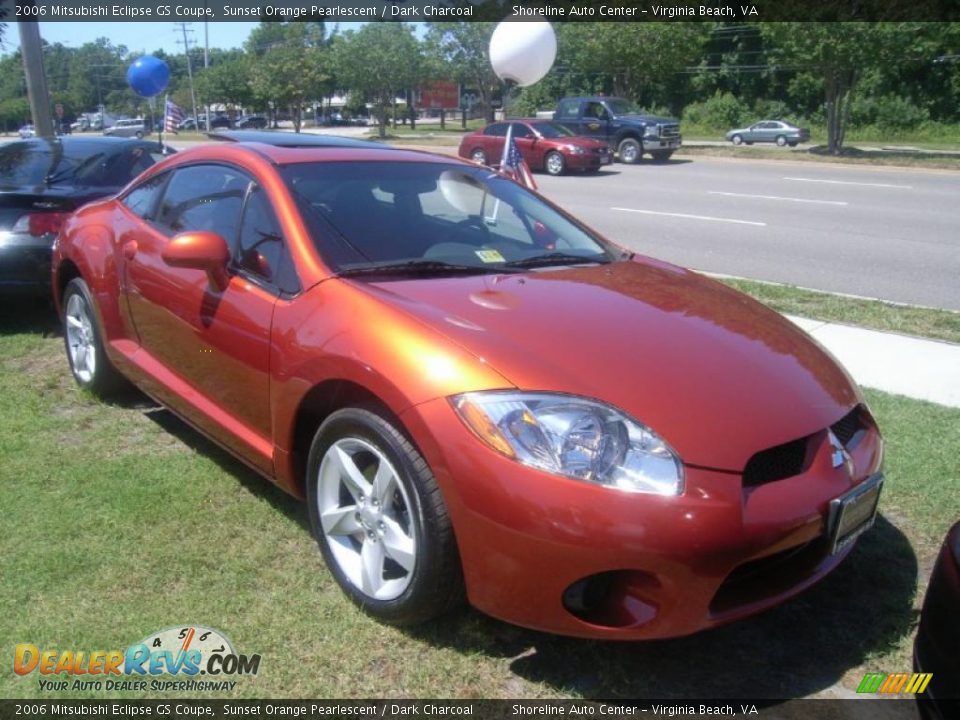 2006 Mitsubishi Eclipse GS Coupe Sunset Orange Pearlescent / Dark Charcoal Photo #6