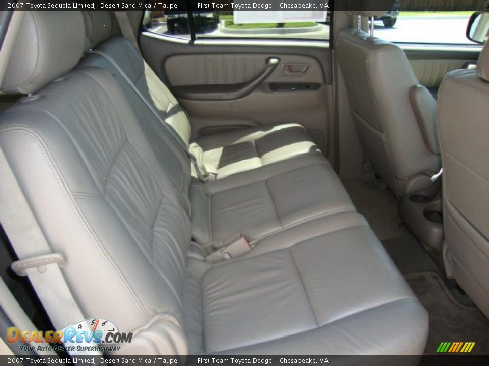 2007 Toyota Sequoia Limited Desert Sand Mica / Taupe Photo #10
