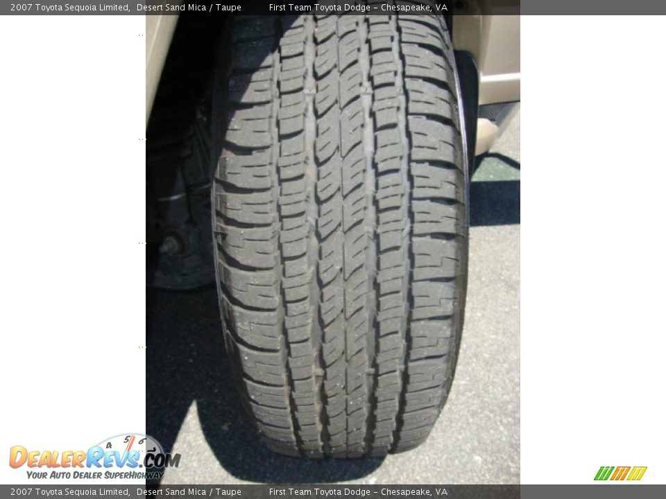 2007 Toyota Sequoia Limited Desert Sand Mica / Taupe Photo #23