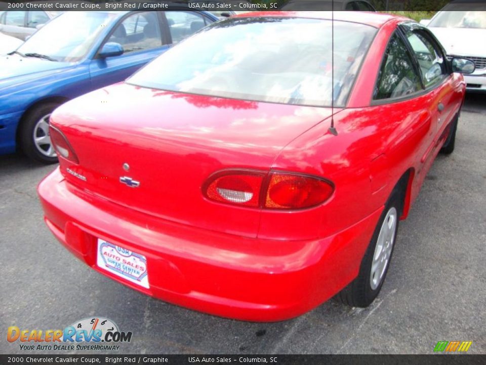 2000 Chevrolet Cavalier Coupe Bright Red / Graphite Photo #3