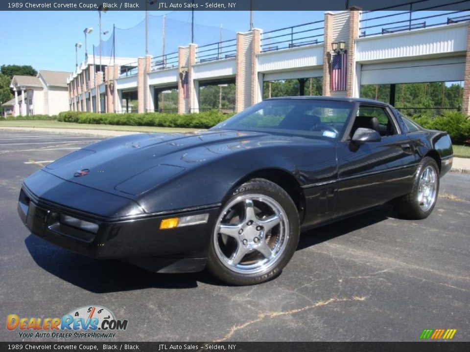 1989 Chevrolet Corvette Coupe Black / Black Photo #1
