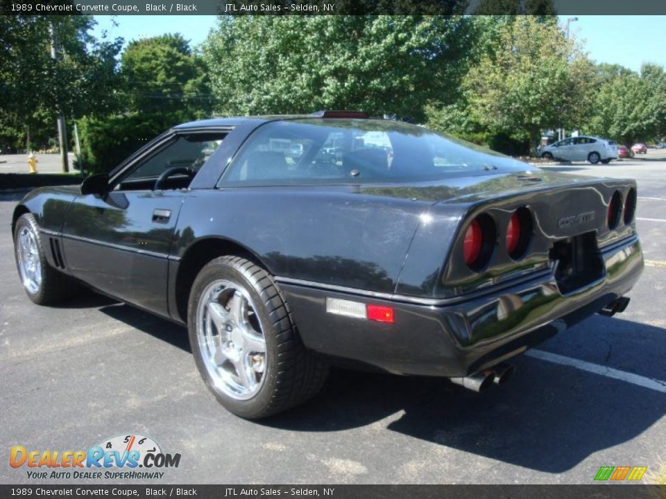 1989 Chevrolet Corvette Coupe Black / Black Photo #4