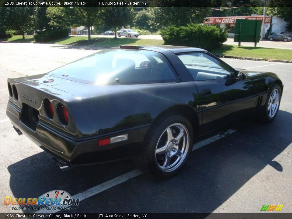 1989 Chevrolet Corvette Coupe Black / Black Photo #6