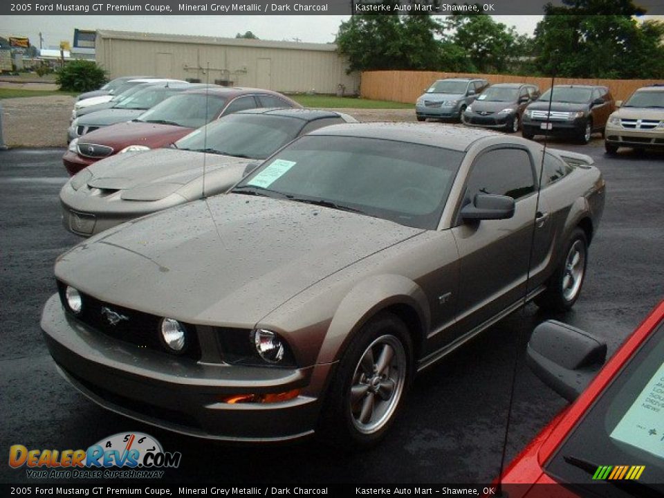 2005 Ford Mustang GT Premium Coupe Mineral Grey Metallic / Dark Charcoal Photo #1