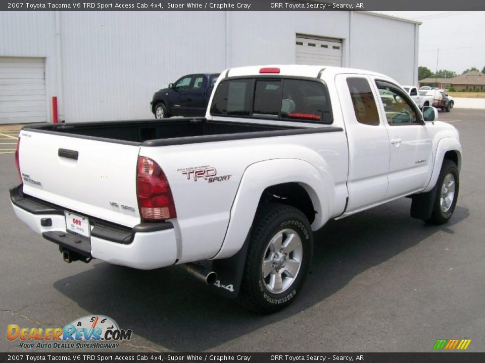 2007 Toyota Tacoma V6 TRD Sport Access Cab 4x4 Super White / Graphite Gray Photo #4