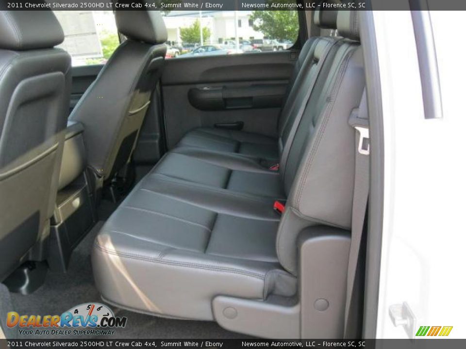 2011 Chevrolet Silverado 2500HD LT Crew Cab 4x4 Summit White / Ebony Photo #5