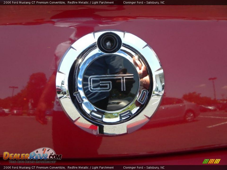 2006 Ford Mustang GT Premium Convertible Redfire Metallic / Light Parchment Photo #13