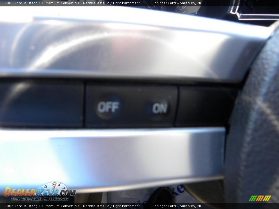 2006 Ford Mustang GT Premium Convertible Redfire Metallic / Light Parchment Photo #20