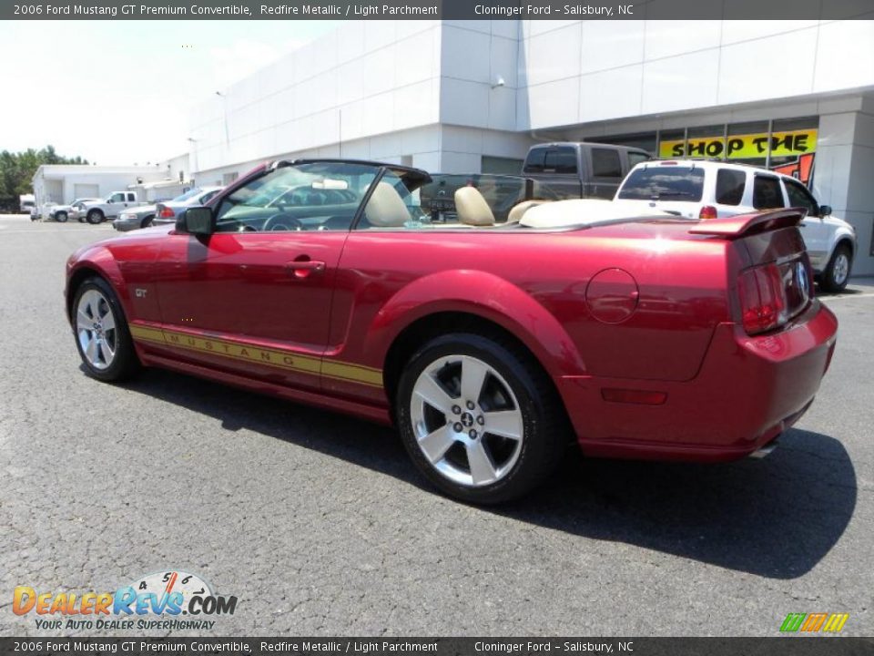 2006 Ford Mustang GT Premium Convertible Redfire Metallic / Light Parchment Photo #28