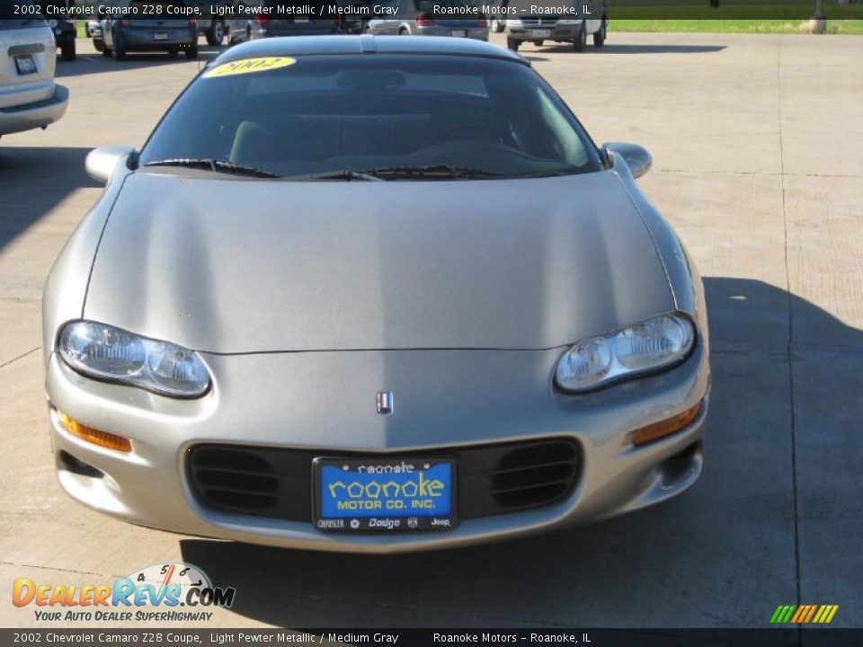 2002 Chevrolet Camaro Z28 Coupe Light Pewter Metallic / Medium Gray Photo #16