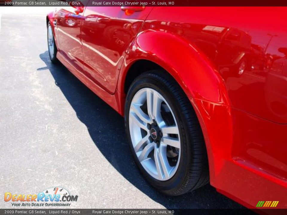 2009 Pontiac G8 Sedan Liquid Red / Onyx Photo #4