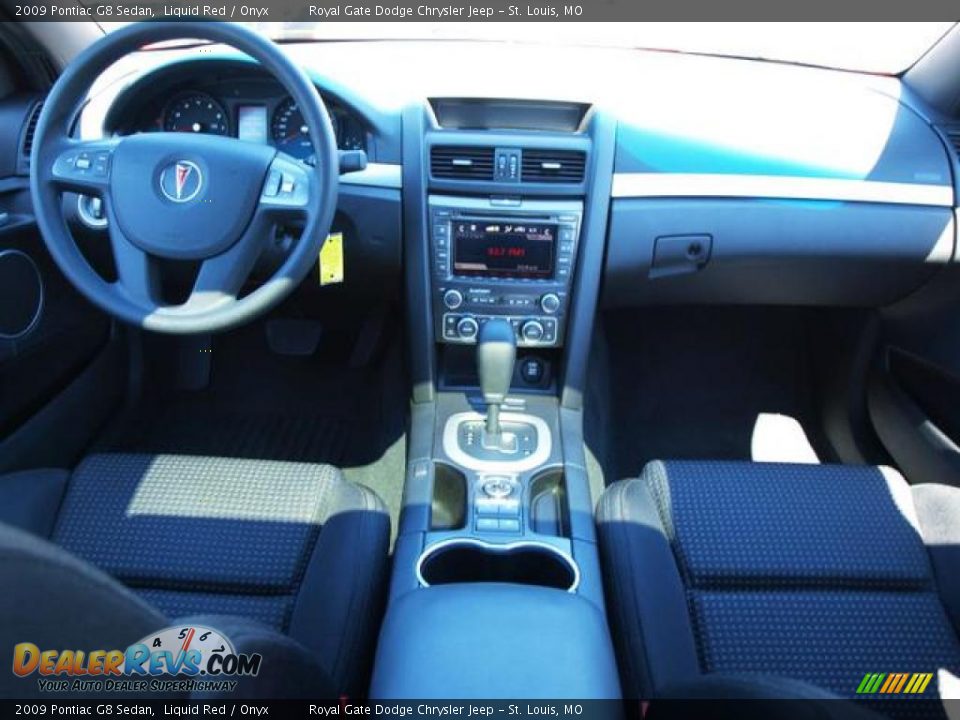 2009 Pontiac G8 Sedan Liquid Red / Onyx Photo #10