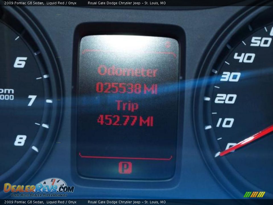 2009 Pontiac G8 Sedan Liquid Red / Onyx Photo #14
