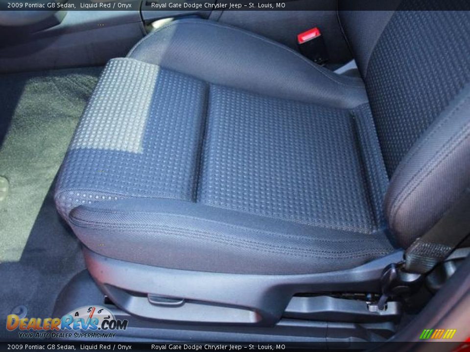 2009 Pontiac G8 Sedan Liquid Red / Onyx Photo #16