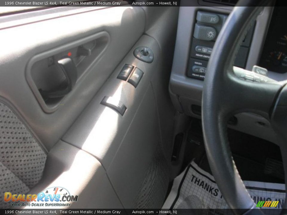 1996 Chevrolet Blazer LS 4x4 Teal Green Metallic / Medium Gray Photo #13