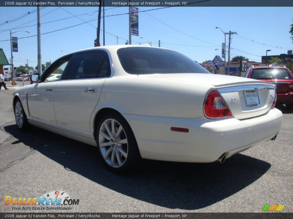 2008 Jaguar XJ Vanden Plas Porcelain / Ivory/Mocha Photo #4