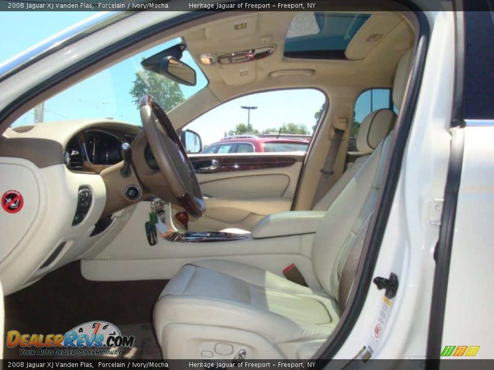 2008 Jaguar XJ Vanden Plas Porcelain / Ivory/Mocha Photo #15