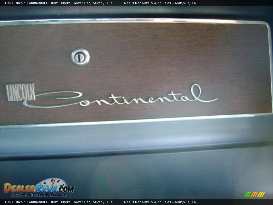 1963 Lincoln Continental Custom Funeral Flower Car Silver / Blue Photo #22