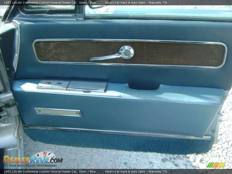 1963 Lincoln Continental Custom Funeral Flower Car Silver / Blue Photo #29