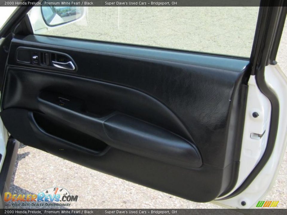 2000 Honda Prelude Premium White Pearl / Black Photo #17