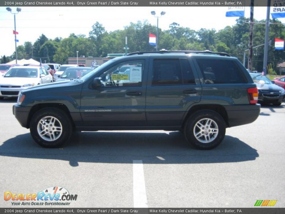 2004 Jeep Grand Cherokee Laredo 4x4 Onyx Green Pearl / Dark Slate Gray Photo #3