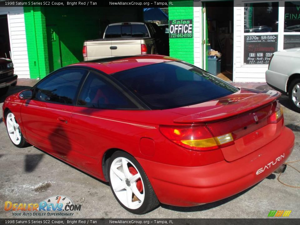 1998 Saturn S Series SC2 Coupe Bright Red / Tan Photo #6