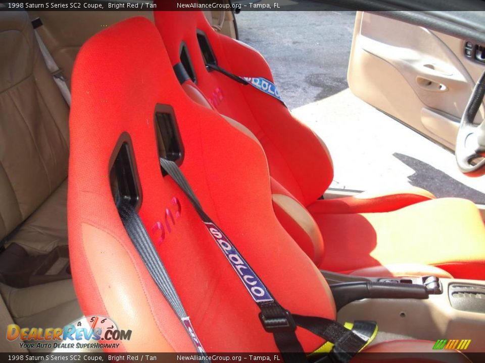 1998 Saturn S Series SC2 Coupe Bright Red / Tan Photo #10