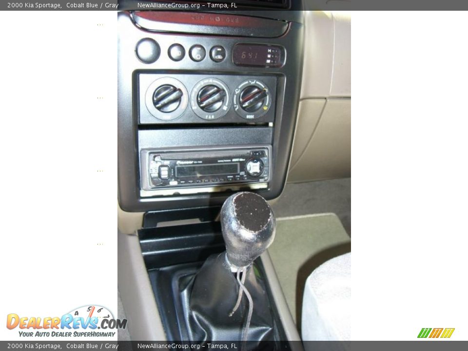 2000 Kia Sportage Cobalt Blue / Gray Photo #9
