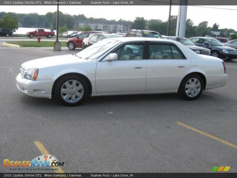 2003 Cadillac DeVille DTS White Diamond / Oatmeal Photo #7