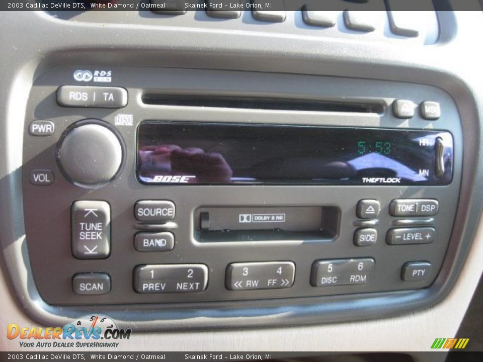 2003 Cadillac DeVille DTS White Diamond / Oatmeal Photo #28