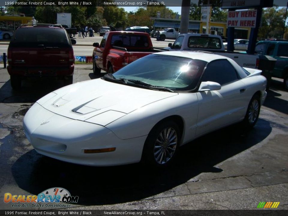 1996 Pontiac Firebird Coupe Bright White / Black Photo #1