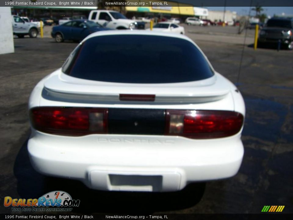 1996 Pontiac Firebird Coupe Bright White / Black Photo #5