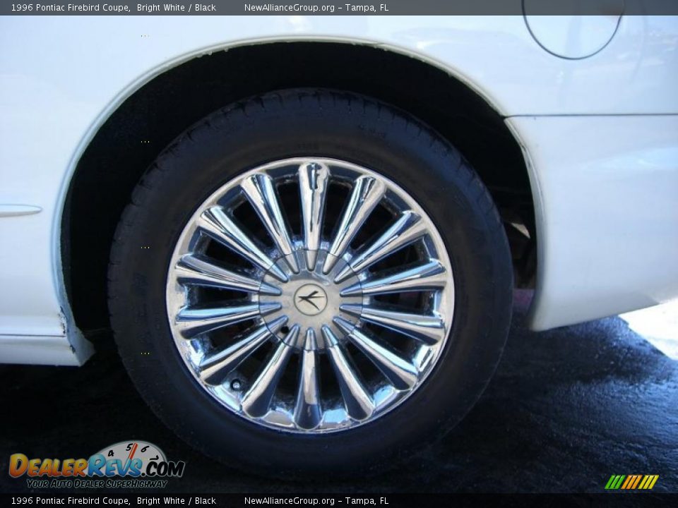 1996 Pontiac Firebird Coupe Bright White / Black Photo #12