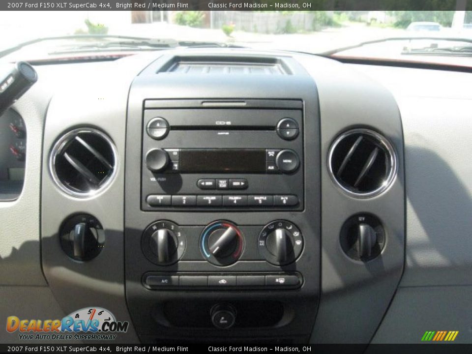 2007 Ford F150 XLT SuperCab 4x4 Bright Red / Medium Flint Photo #25