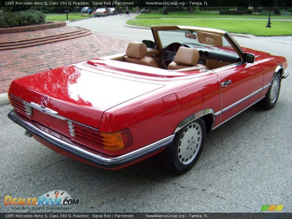 1985 Mercedes-Benz SL Class 380 SL Roadster Signal Red / Parchment Photo #7