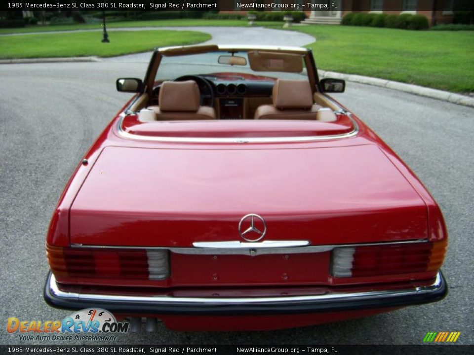 1985 Mercedes-Benz SL Class 380 SL Roadster Signal Red / Parchment Photo #8
