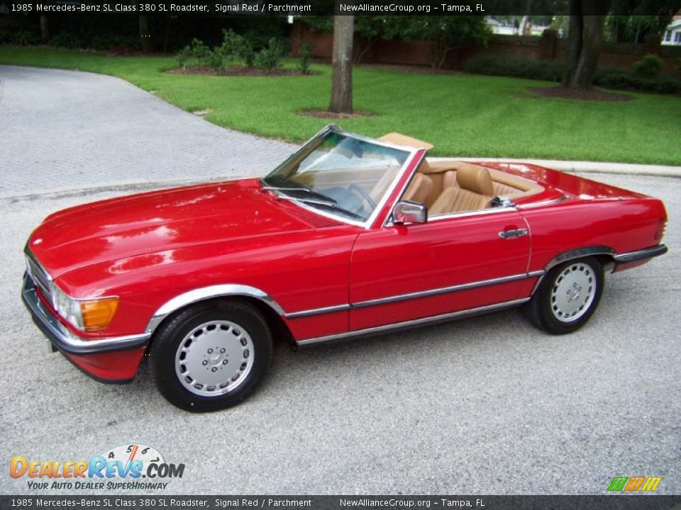 1985 Mercedes-Benz SL Class 380 SL Roadster Signal Red / Parchment Photo #12