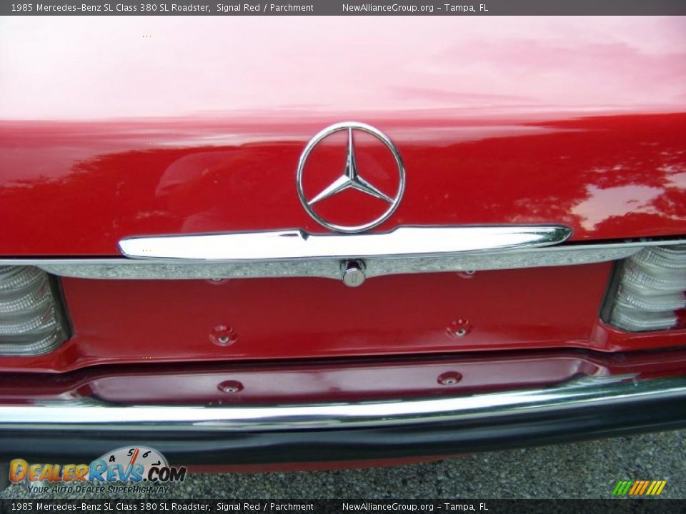1985 Mercedes-Benz SL Class 380 SL Roadster Signal Red / Parchment Photo #21