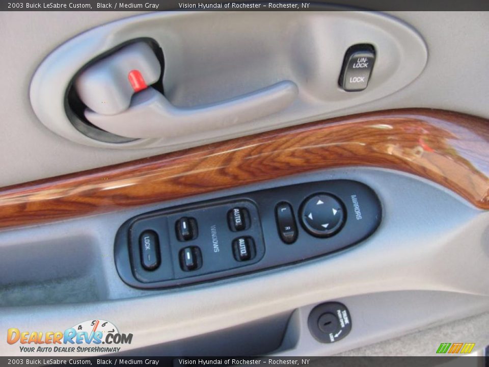 2003 Buick LeSabre Custom Black / Medium Gray Photo #21