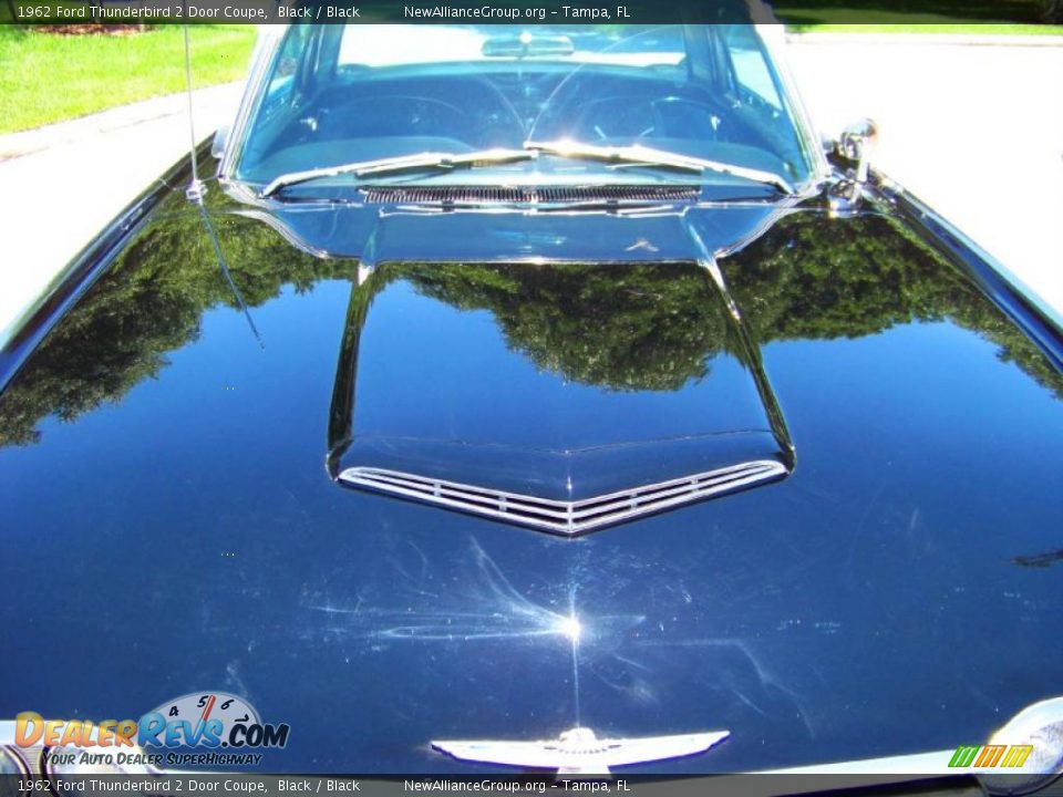 1962 Ford Thunderbird 2 Door Coupe Black / Black Photo #2