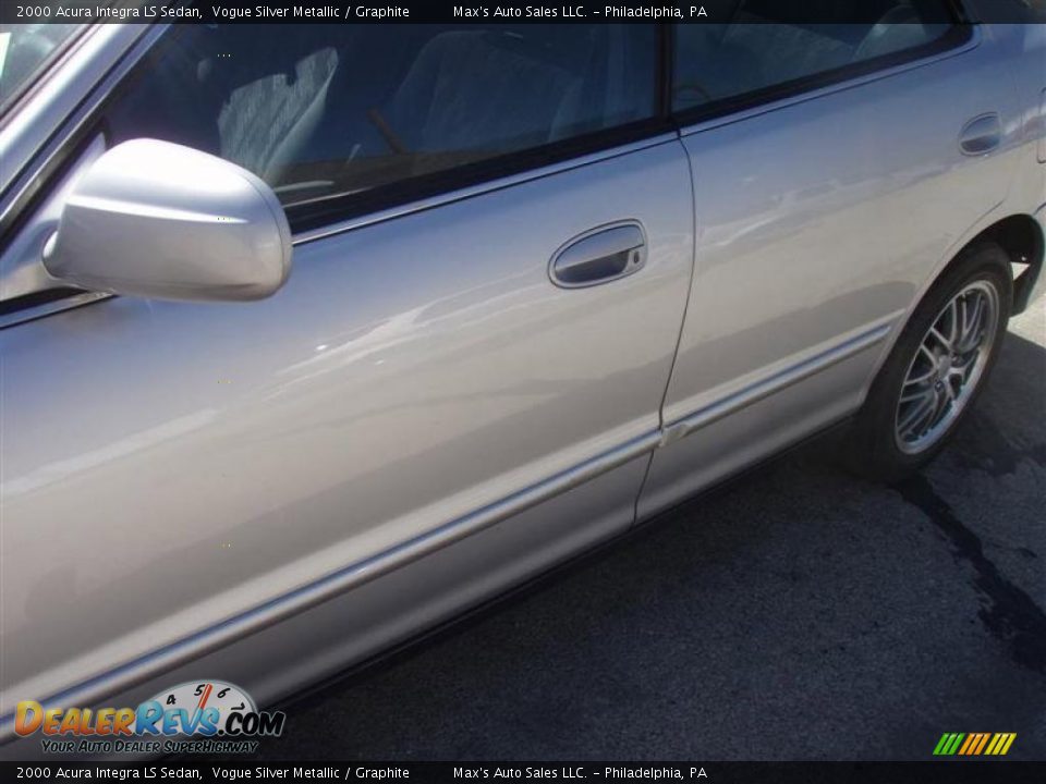2000 Acura Integra LS Sedan Vogue Silver Metallic / Graphite Photo #16
