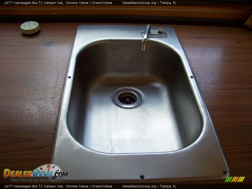 1977 Volkswagen Bus T2 Camper Van Chrome Yellow / Green/Yellow Photo #11