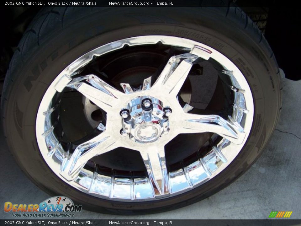 2003 GMC Yukon SLT Onyx Black / Neutral/Shale Photo #8