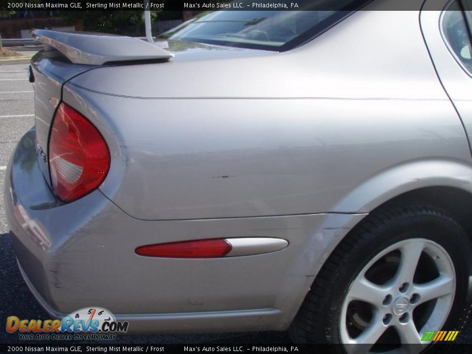 2000 Nissan Maxima GLE Sterling Mist Metallic / Frost Photo #24