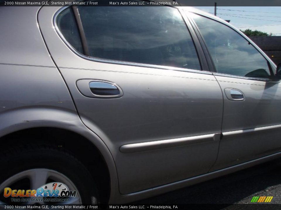 2000 Nissan Maxima GLE Sterling Mist Metallic / Frost Photo #25