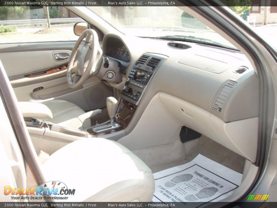 2000 Nissan Maxima GLE Sterling Mist Metallic / Frost Photo #33